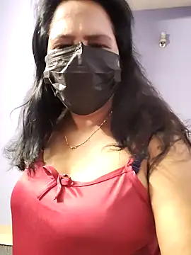 mallu-lover online show from 5, 4, 2026