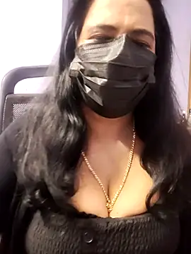 mallu-lover online show from 2, 11, 2025