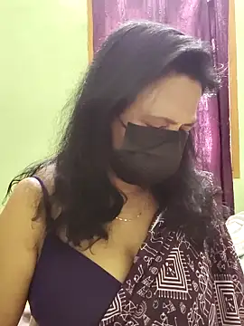 mallu-lover online show from 8, 4, 2026