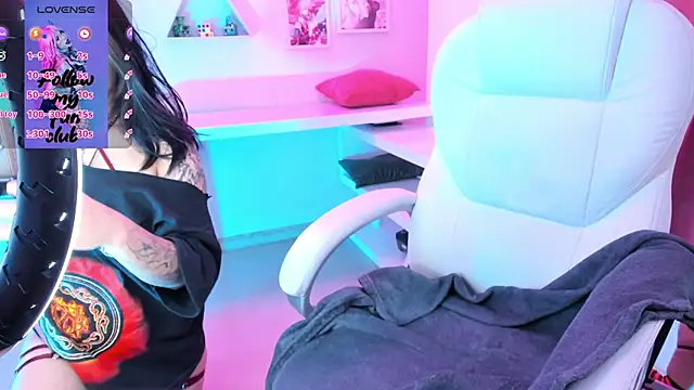 pinkk deemon online show from 6, 10, 2025