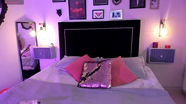 Snapshot of pinkk_deemon chatting on 30, 6, 2026 pinkk deemon online show from 30, 6, 2026