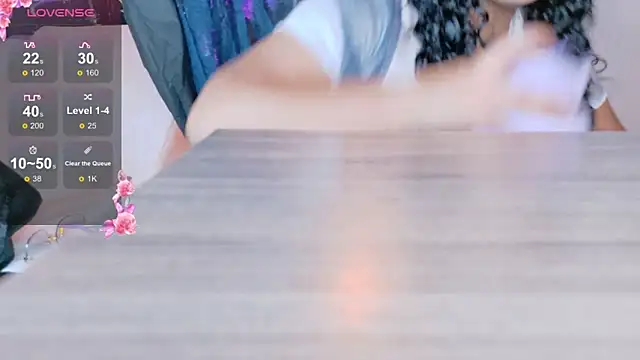 emily perezz online show from 29, 10, 2025