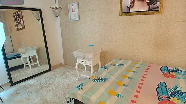 Miladiosa online show from 20, 12, 2025