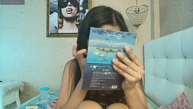 Snapshot of Miladiosa chatting on 6, 11, 2025 Miladiosa online show from 6, 11, 2025