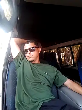 Snapshot of Deza-10 chatting on 3, 12, 2025 Deza-10 online show from 3, 12, 2025