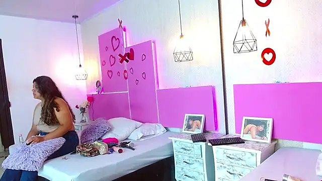 CloeStron online show from 19, 9, 2025