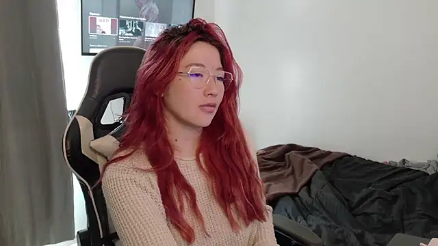 Snapshot of lunnaa_ chatting on 9, 9, 2025 lunnaa online show from 9, 9, 2025