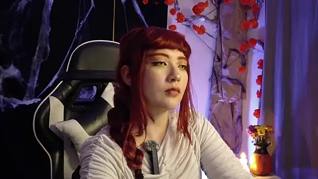 Snapshot of lunnaa_ chatting on 29, 10, 2025 lunnaa online show from 29, 10, 2025