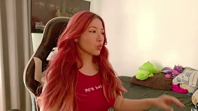 Snapshot of lunnaa_ chatting on 11, 9, 2025 lunnaa online show from 11, 9, 2025