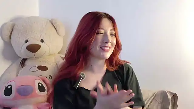 Snapshot of lunnaa_ chatting on 20, 11, 2025 lunnaa online show from 20, 11, 2025