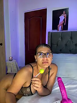 ema zoe online show from 10, 3, 2026