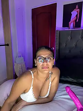 ema zoe online show from 23, 4, 2026