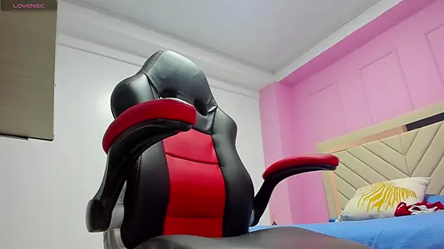 ALISSON BARKER online show from 7, 11, 2025