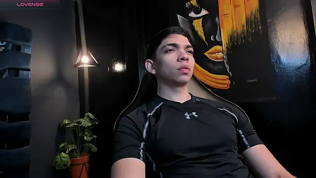 Snapshot of Eryonbradley chatting on 3, 12, 2025 Eryonbradley online show from 3, 12, 2025