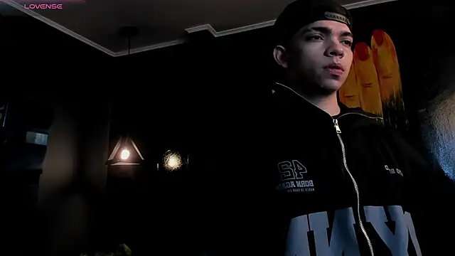 Eryonbradley online show from 8, 11, 2025