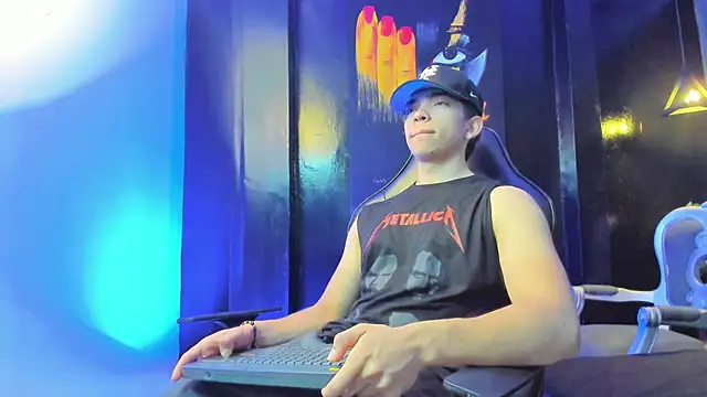 Eryonbradley online show from 15, 9, 2025