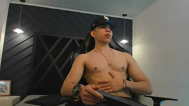 Eryonbradley online show from 23, 9, 2025