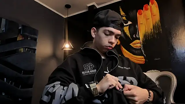 Eryonbradley online show from 18, 10, 2025