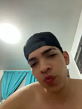 Eryonbradley online show from 27, 10, 2025