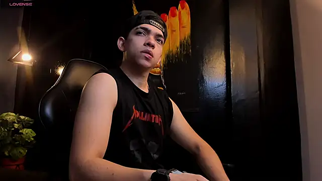 Snapshot of Eryonbradley chatting on 2, 2, 2026 Eryonbradley online show from 2, 2, 2026