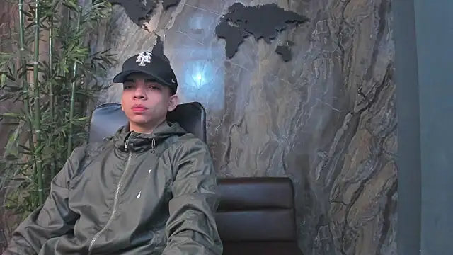 Snapshot of Eryonbradley chatting on 14, 2, 2026 Eryonbradley online show from 14, 2, 2026