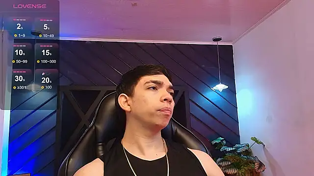 Snapshot of Eryonbradley chatting on 2, 3, 2026 Eryonbradley online show from 2, 3, 2026