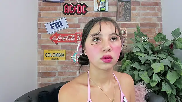 misss luxury online show from 18, 11, 2025