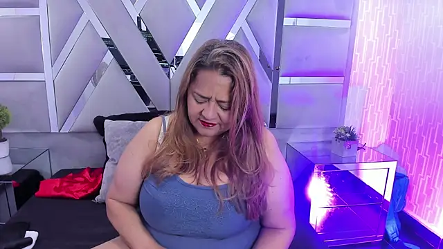 MonzerratBoyer online show from 10, 3, 2026