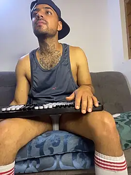 tomas smith1 online show from 12, 4, 2026