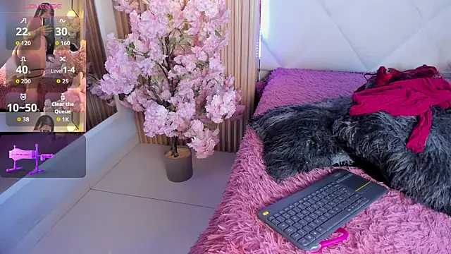 veronica hill  online show from 24, 6, 2026