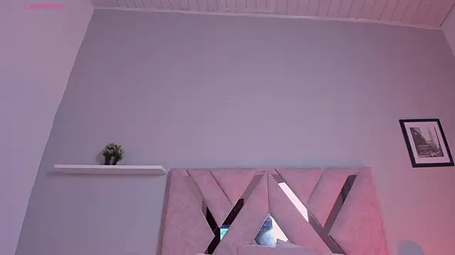 victoria becker  online show from 8, 1, 2026