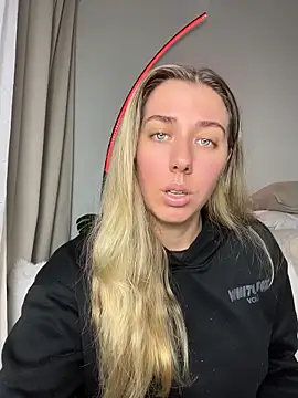 louiseberkeley online show from 2, 6, 2026
