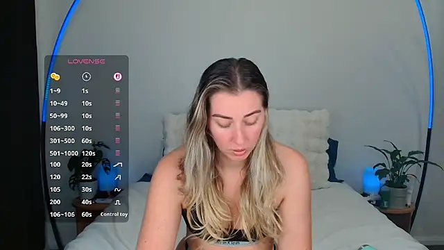 louiseberkeley online show from 24, 9, 2025