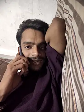 Snapshot of yashuuuu021 chatting on 9, 9, 2025 yashuuuu021 online show from 9, 9, 2025