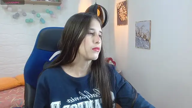 karlarousex online show from 5, 11, 2025