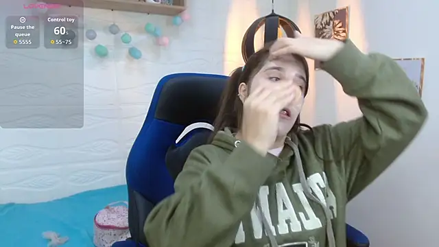 karlarousex online show from 21, 10, 2025