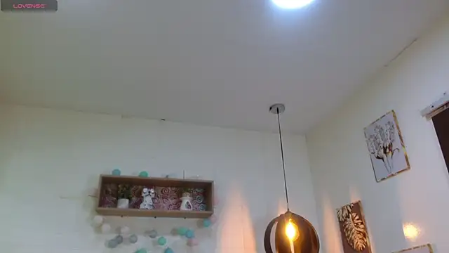 karlarousex online show from 9, 11, 2025