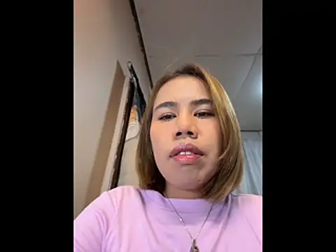 Snapshot of Kath_C chatting on 29, 11, 2025 Kath C online show from 29, 11, 2025