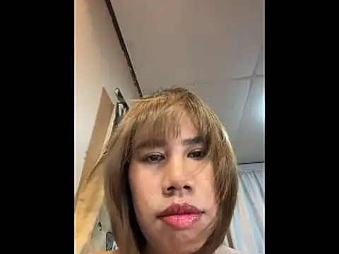 Snapshot of Kath_C chatting on 17, 12, 2025 Kath C online show from 17, 12, 2025