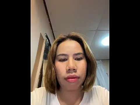 Snapshot of Kath_C chatting on 12, 11, 2025 Kath C online show from 12, 11, 2025