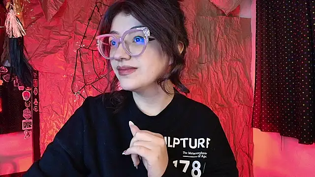 isaferrer06 online show from 13, 10, 2025