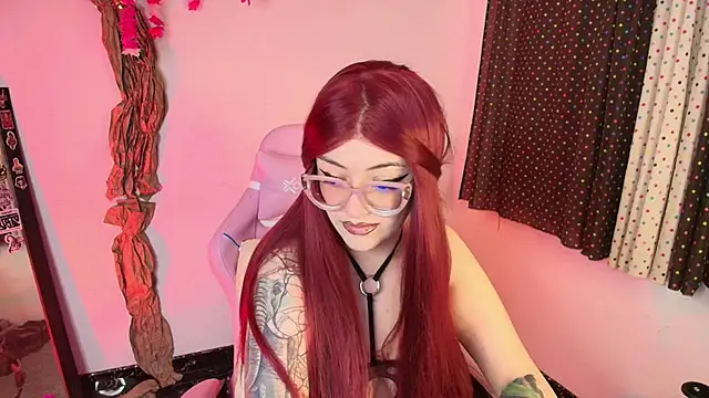 isaferrer06 online show from 11, 9, 2025