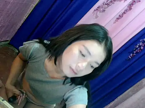 lovely bunnyy online show from 1, 10, 2025