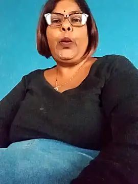 mileesha online show from 3, 10, 2025