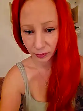 Nadinedk online show from 13, 10, 2025