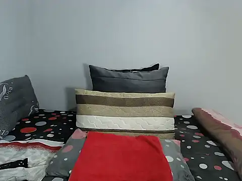 Snapshot of BigPussy10xx chatting on 29, 10, 2025 BigPussy10xx online show from 29, 10, 2025