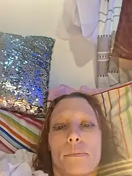 Snapshot of trixietru chatting on 5, 10, 2025 trixietru online show from 5, 10, 2025