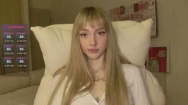 Lunainnk online show from 5, 3, 2026