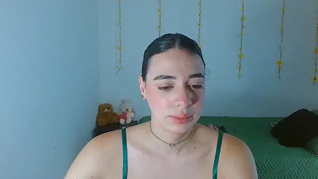 Snapshot of sajecrismaa chatting on 21, 12, 2025 sajecrismaa online show from 21, 12, 2025