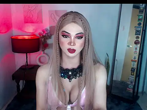 Hugecock shantall online show from 25, 10, 2025